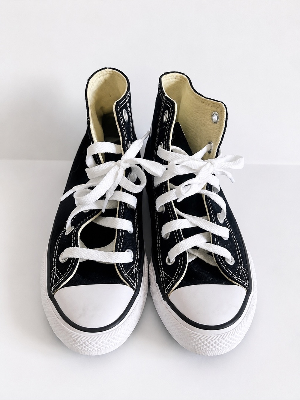 Converse Chuck Taylor All Star High Top Black White Youth 1.5